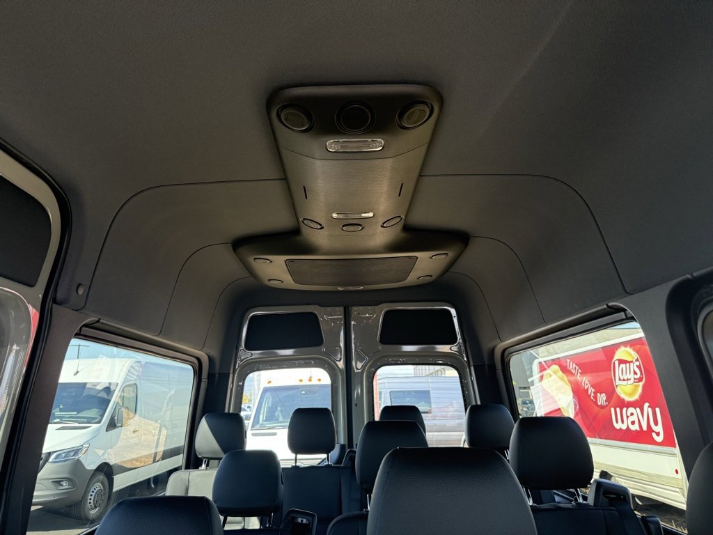New 2025 Mercedes-Benz Sprinter 2500 image 40