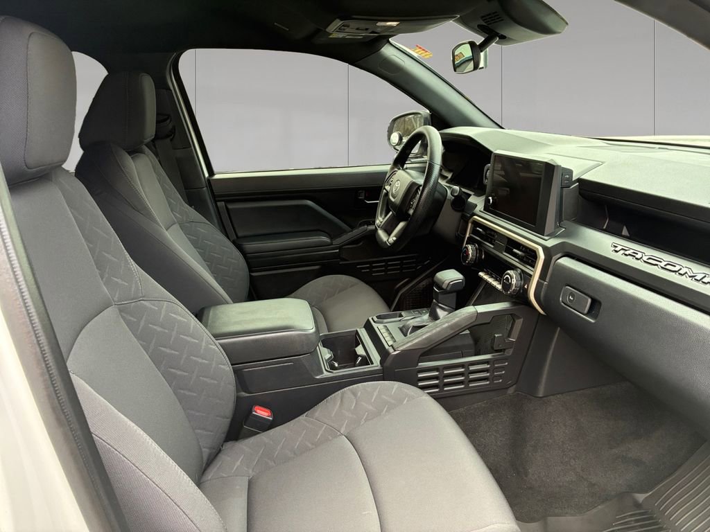 Used 2024 Toyota Tacoma SR image 17