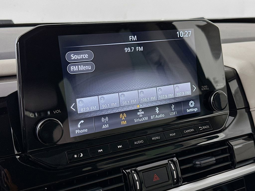 New 2025 Nissan Pathfinder SL w/ Black Appearance Package image 21