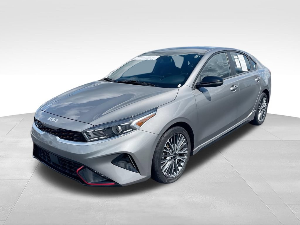 Used 2022 Kia Forte GT-Line w/ GT-Line Technology Package FWD video 4