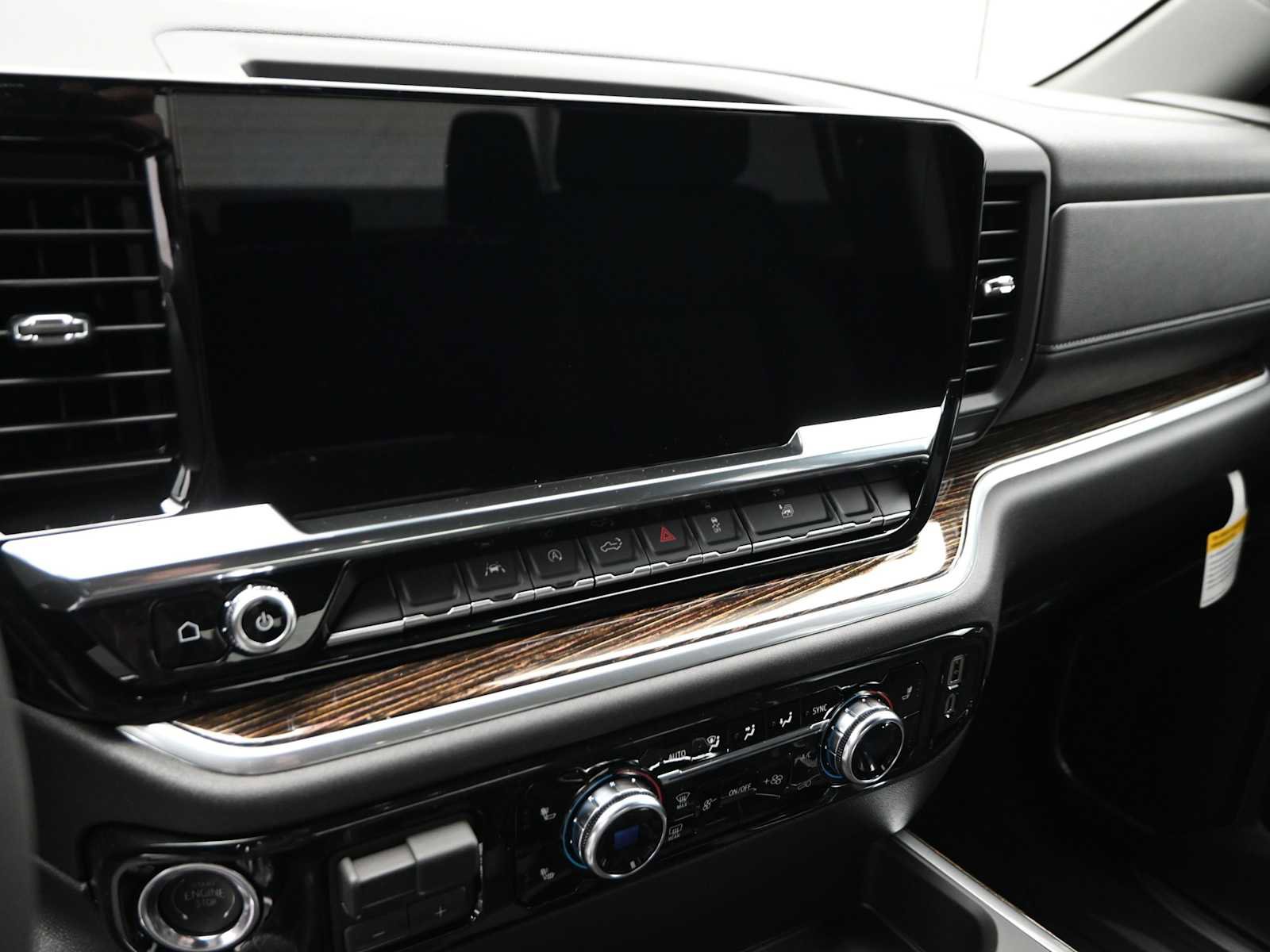 New 2026 GMC Sierra 1500 Elevation image 16