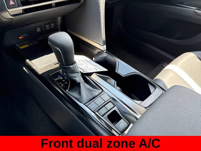 Used 2026 Toyota Camry SE w/ Convenience Package FWD image 19