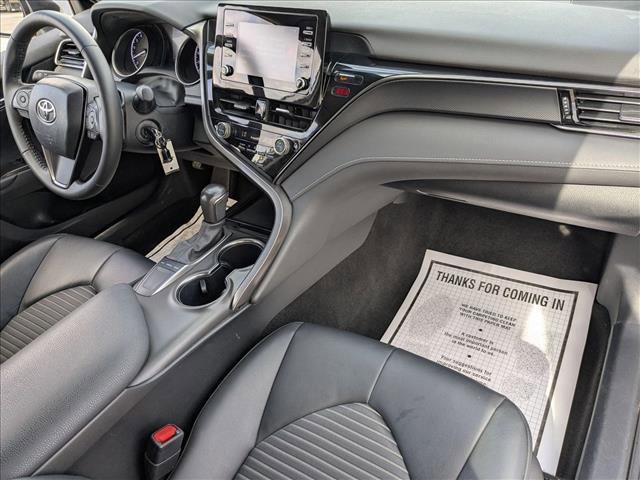 Used 2024 Toyota Camry SE image 20