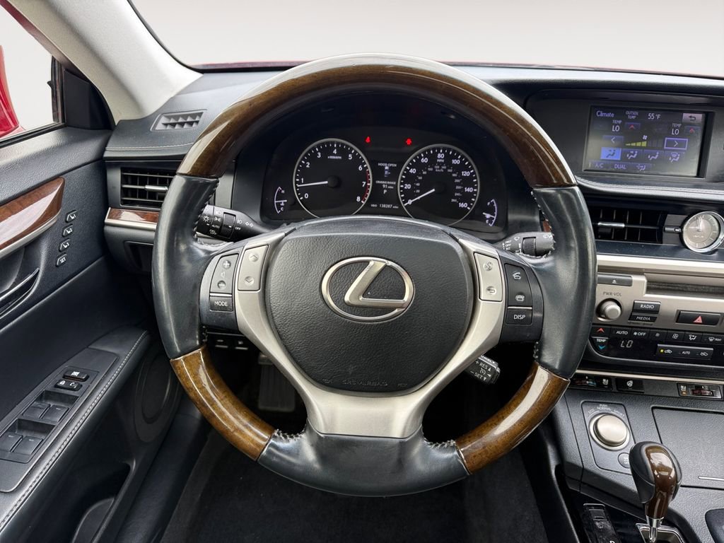 Used 2014 Lexus ES 350 w/ Premium Package FWD image 12