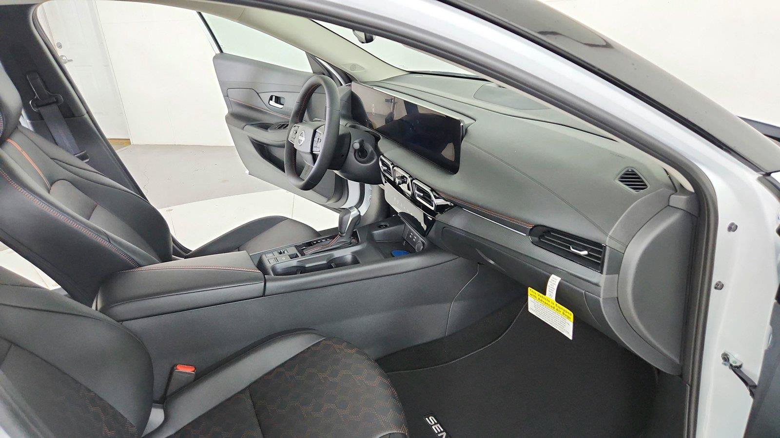 New 2027 Nissan Sentra SR w/ SR Premium Package FWD image 29