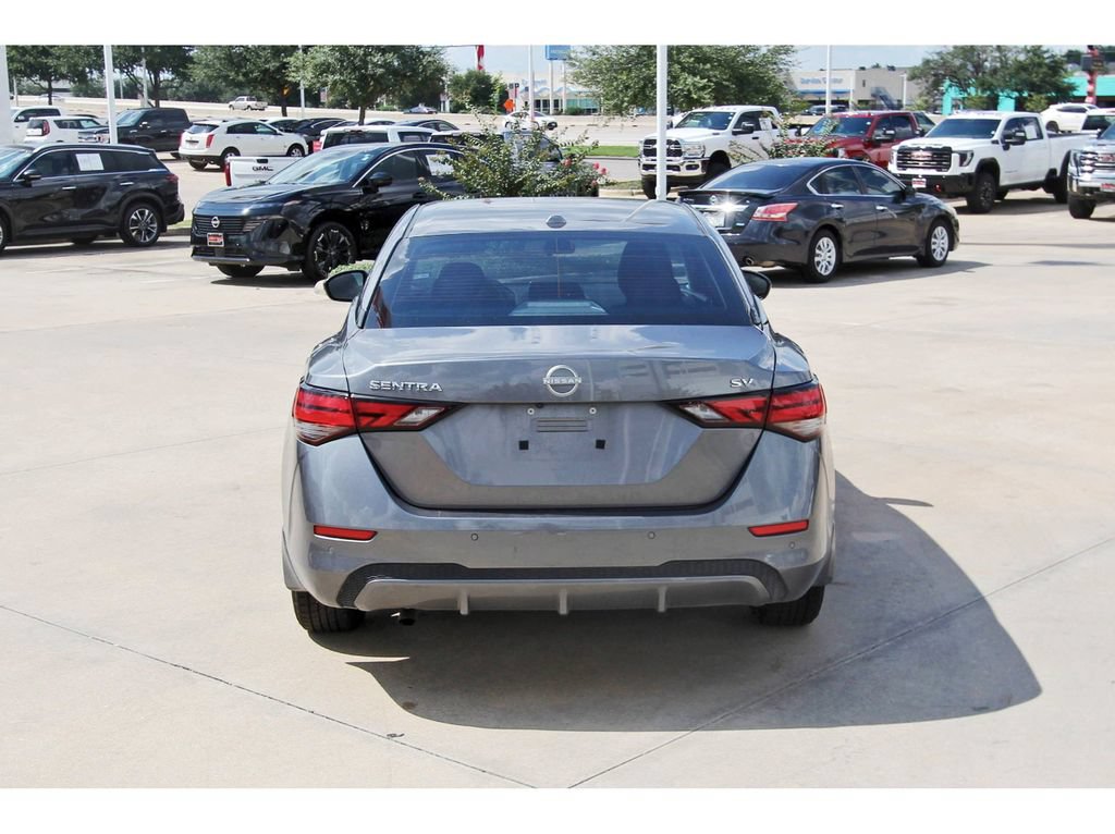 Used 2024 Nissan Sentra SV FWD image 5