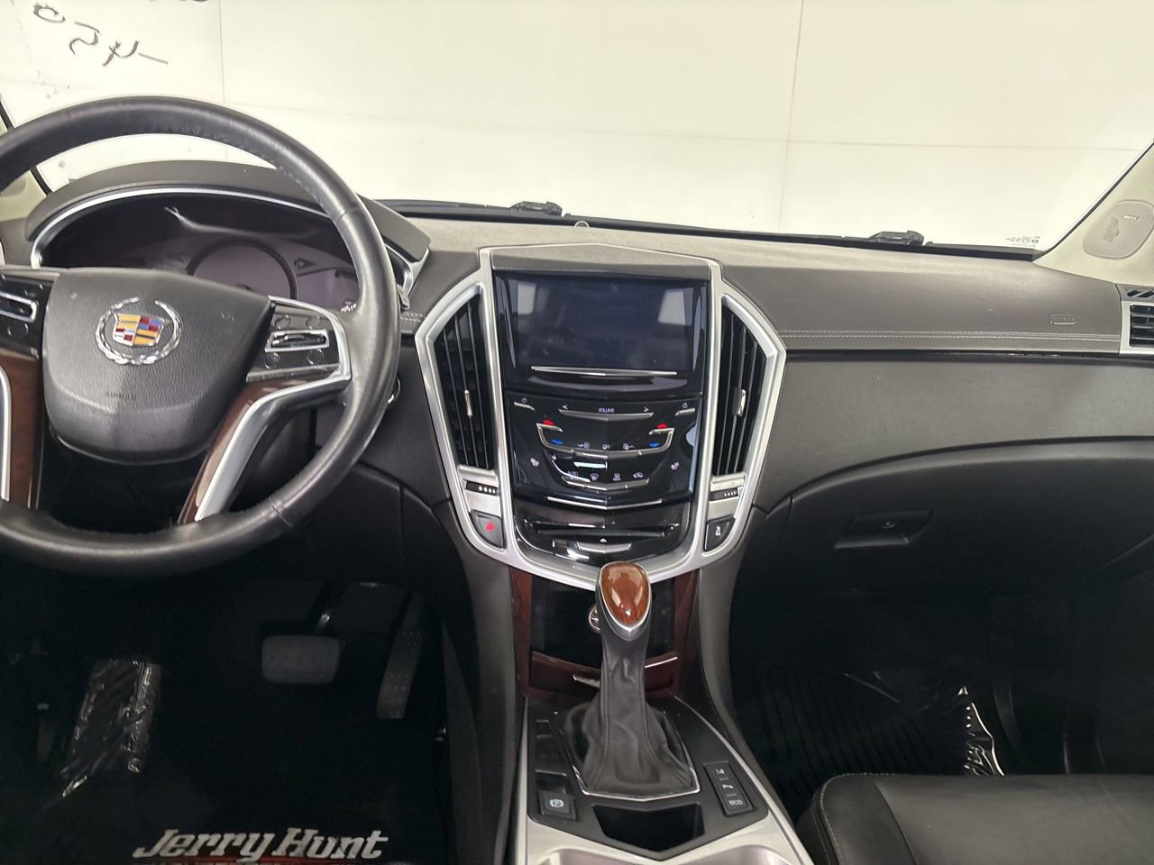 Used 2016 Cadillac SRX Luxury w/ Driver Awareness Package FWD image 23