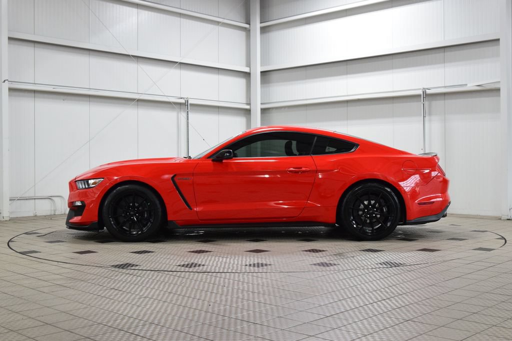 Used 2016 Ford Mustang Shelby GT350 w/ Technology Package RWD image 4