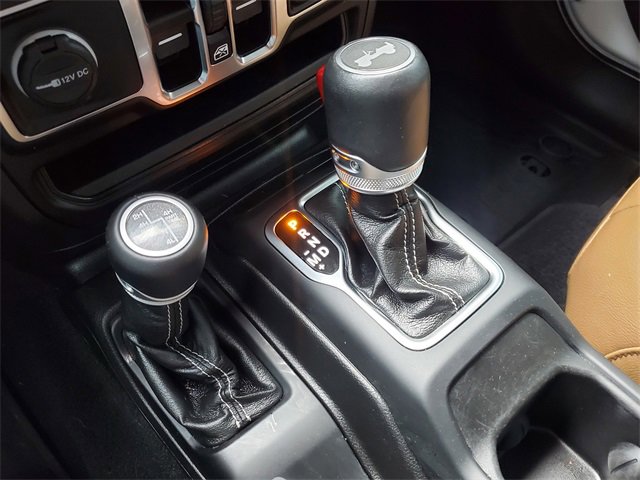 Used 2021 Jeep Wrangler Unlimited Sahara w/ Cold Weather Group image 35