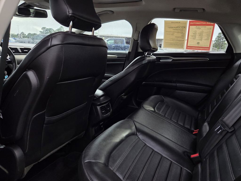 Used 2016 Ford Fusion SE w/ Equipment Group 202A FWD image 35