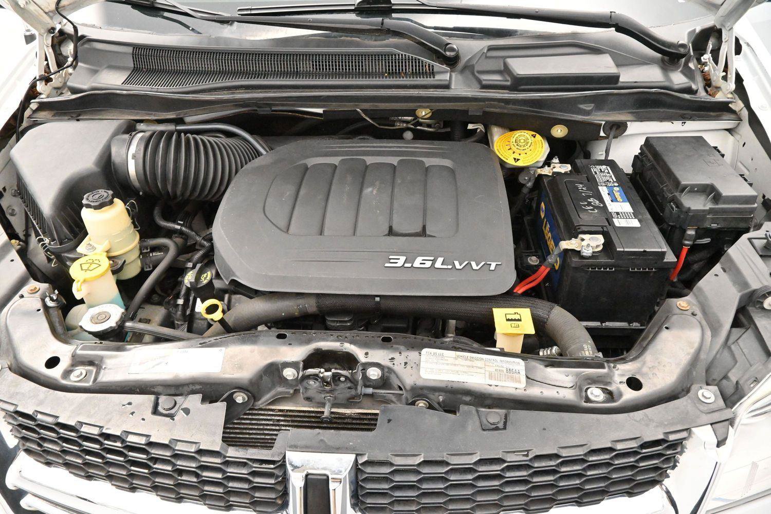 Used 2017 Dodge Grand Caravan SE FWD image 24