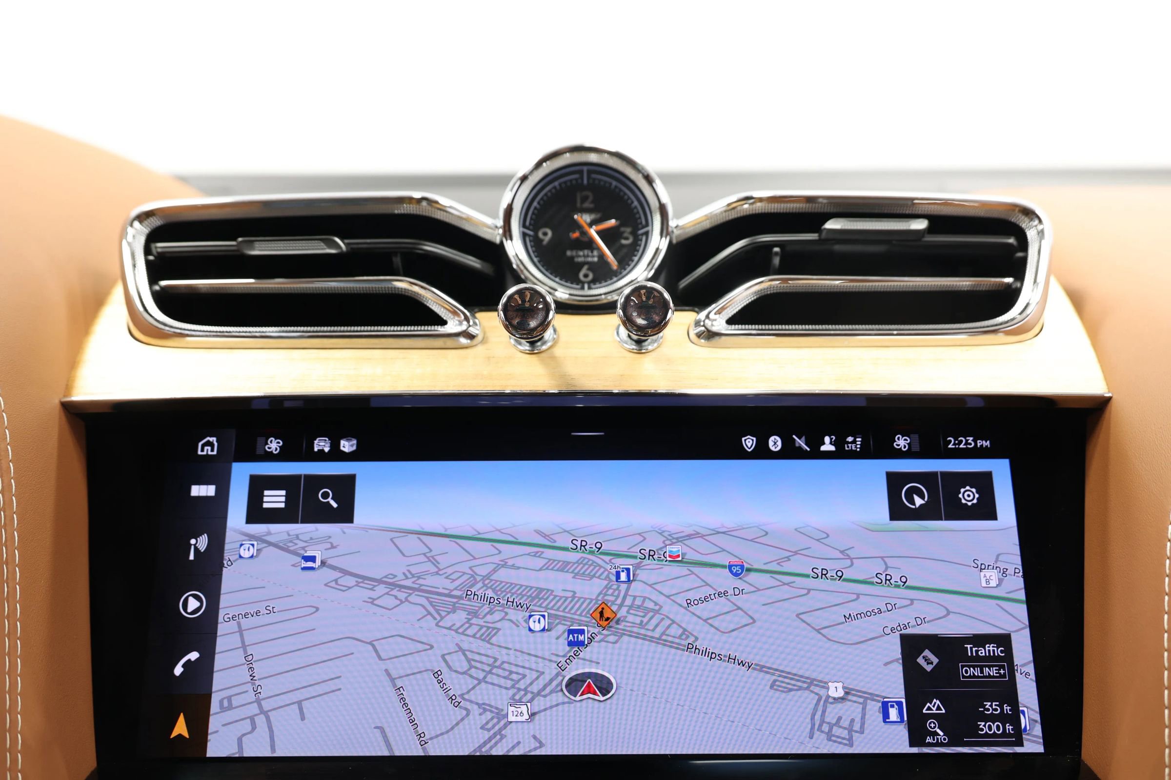 Used 2023 Bentley Bentayga Speed image 45