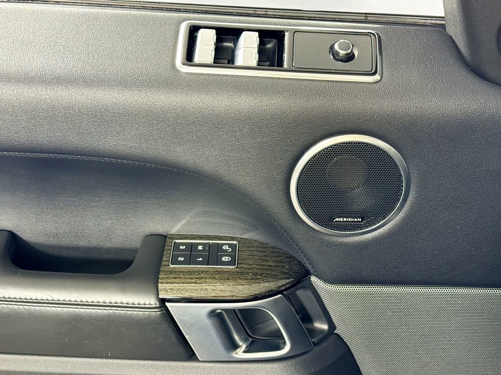Used 2019 Land Rover Range Rover Sport HSE image 23