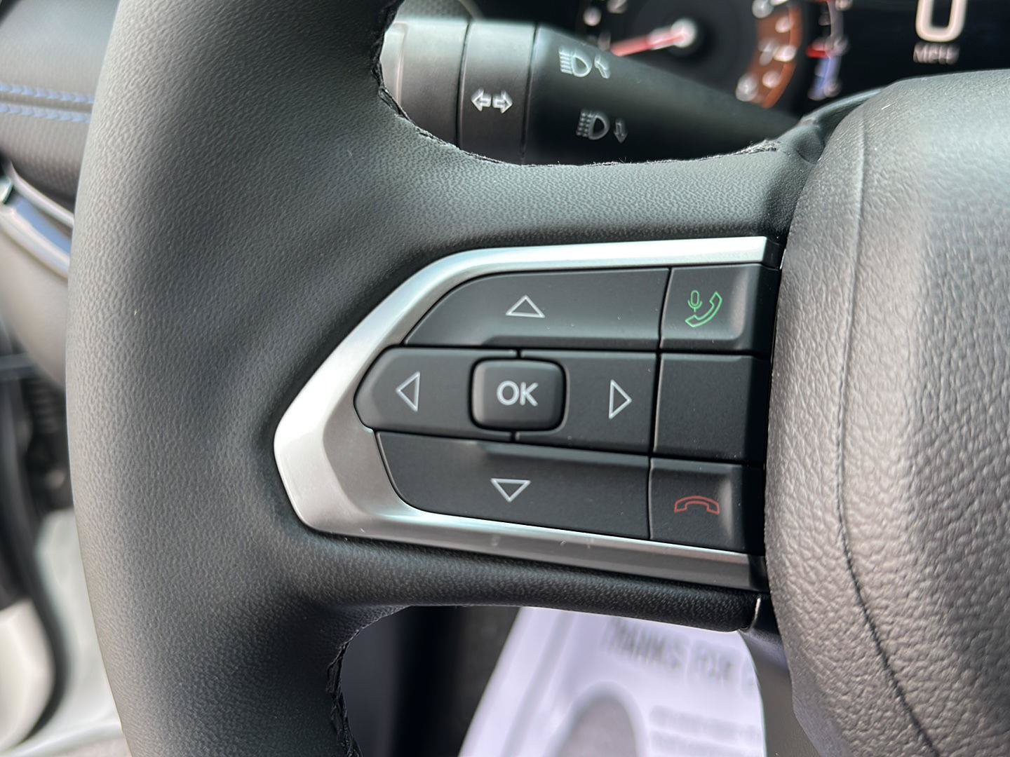 New 2026 Jeep Compass Latitude AWD/4WD image 12