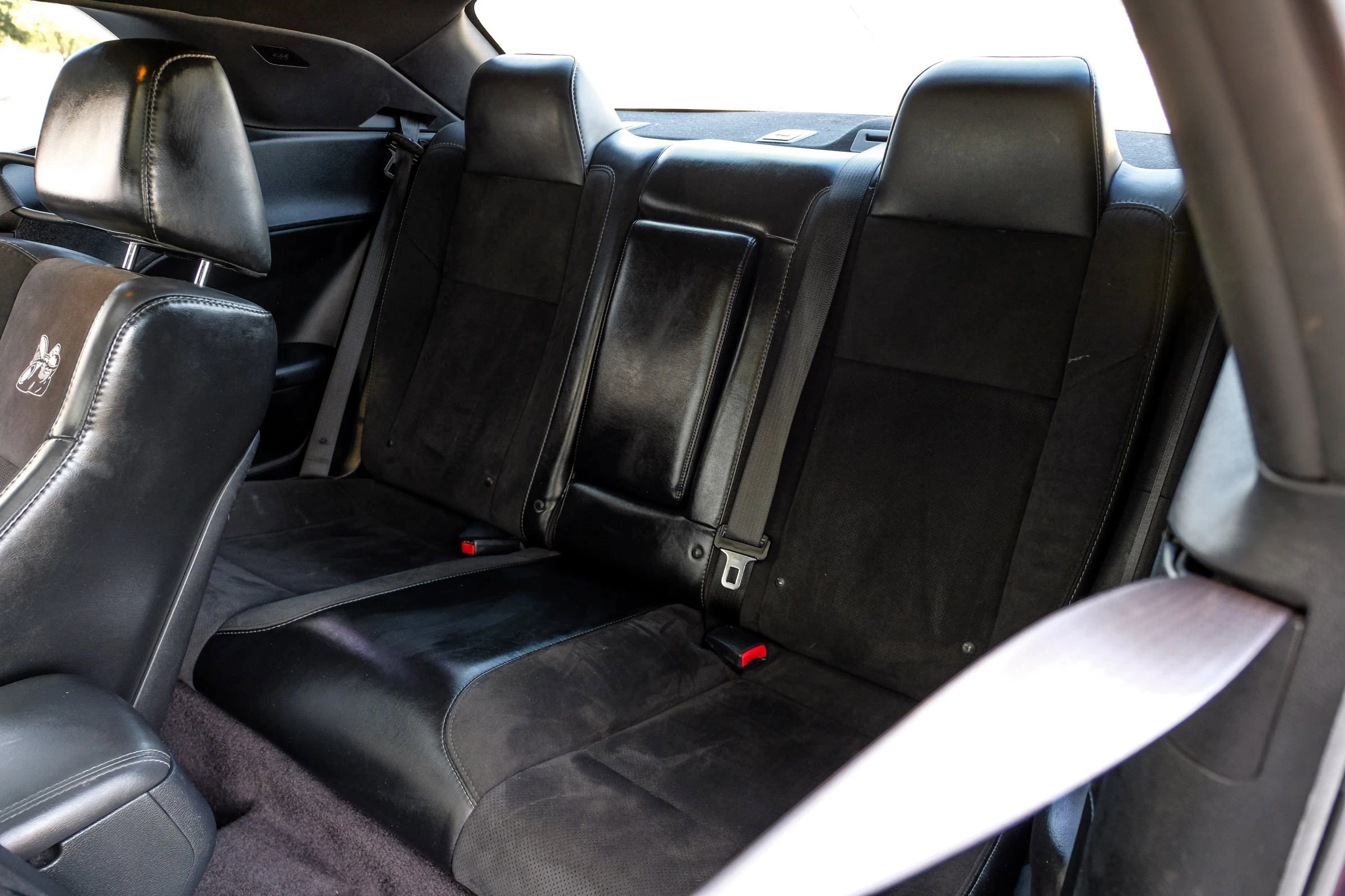 Used 2016 Dodge Challenger R/T Scat Pack w/ Leather Interior Group image 38