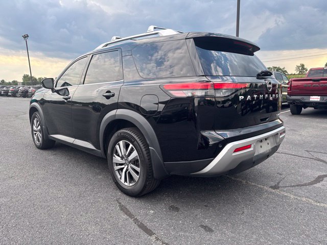 Used 2022 Nissan Pathfinder SL AWD/4WD image 28