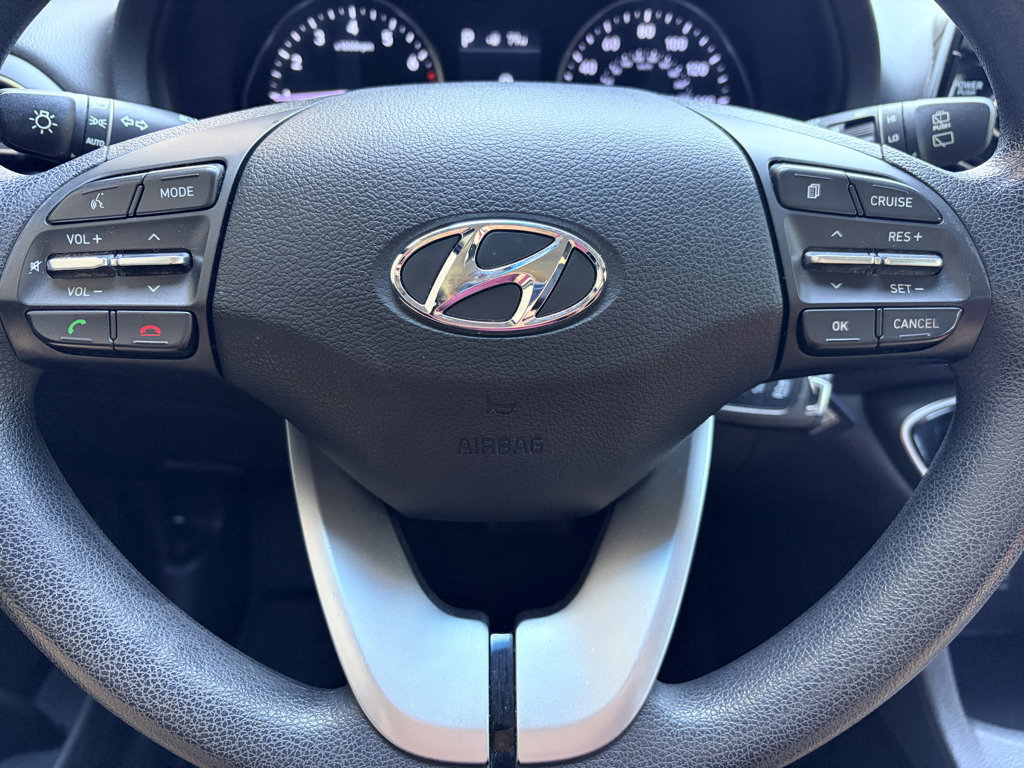 Used 2018 Hyundai Elantra GT FWD image 14