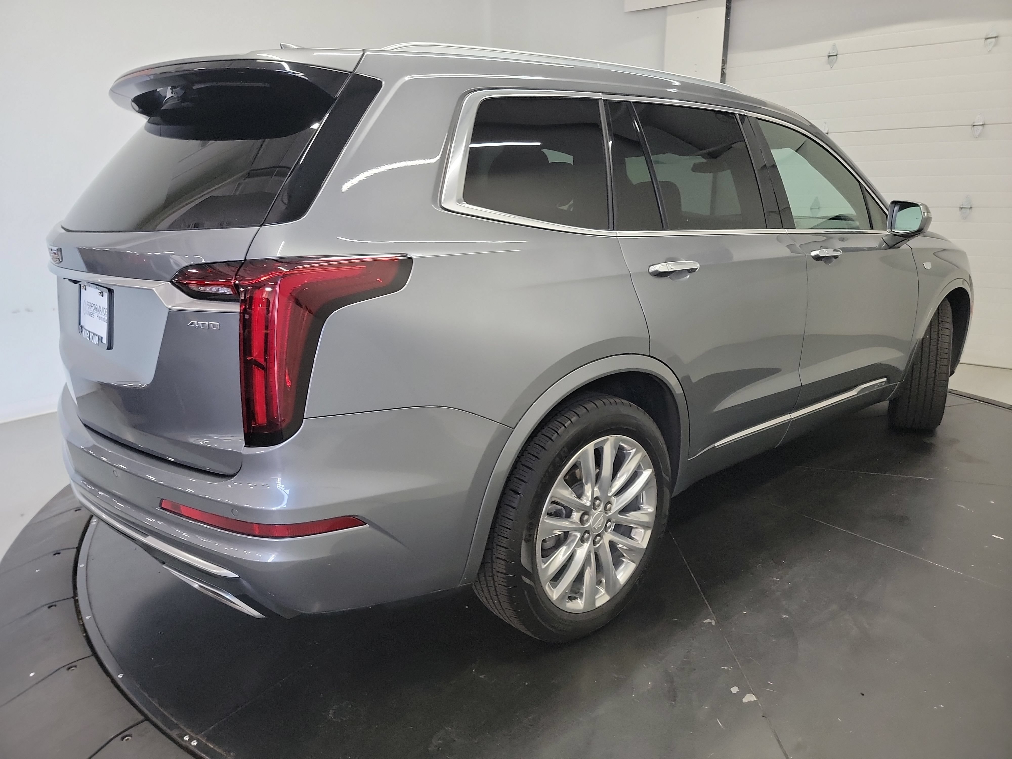 Used 2020 Cadillac XT6 Premium Luxury FWD image 9