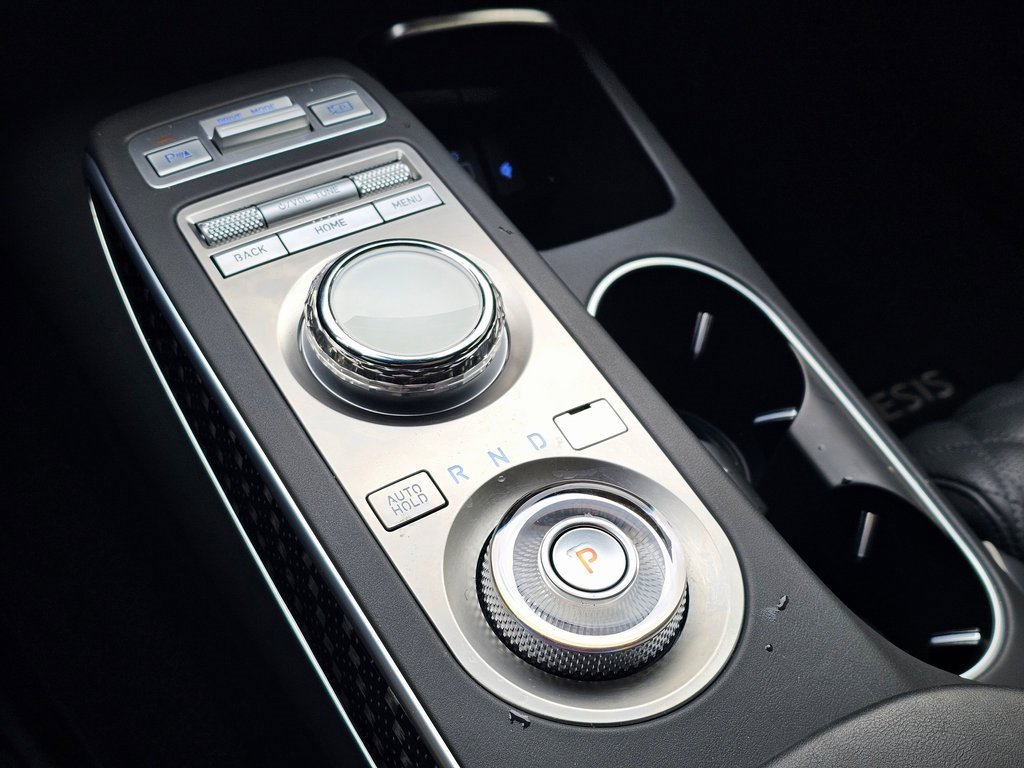 Used 2025 Genesis GV70 3.5T Sport w/ Sport Prestige Package image 19