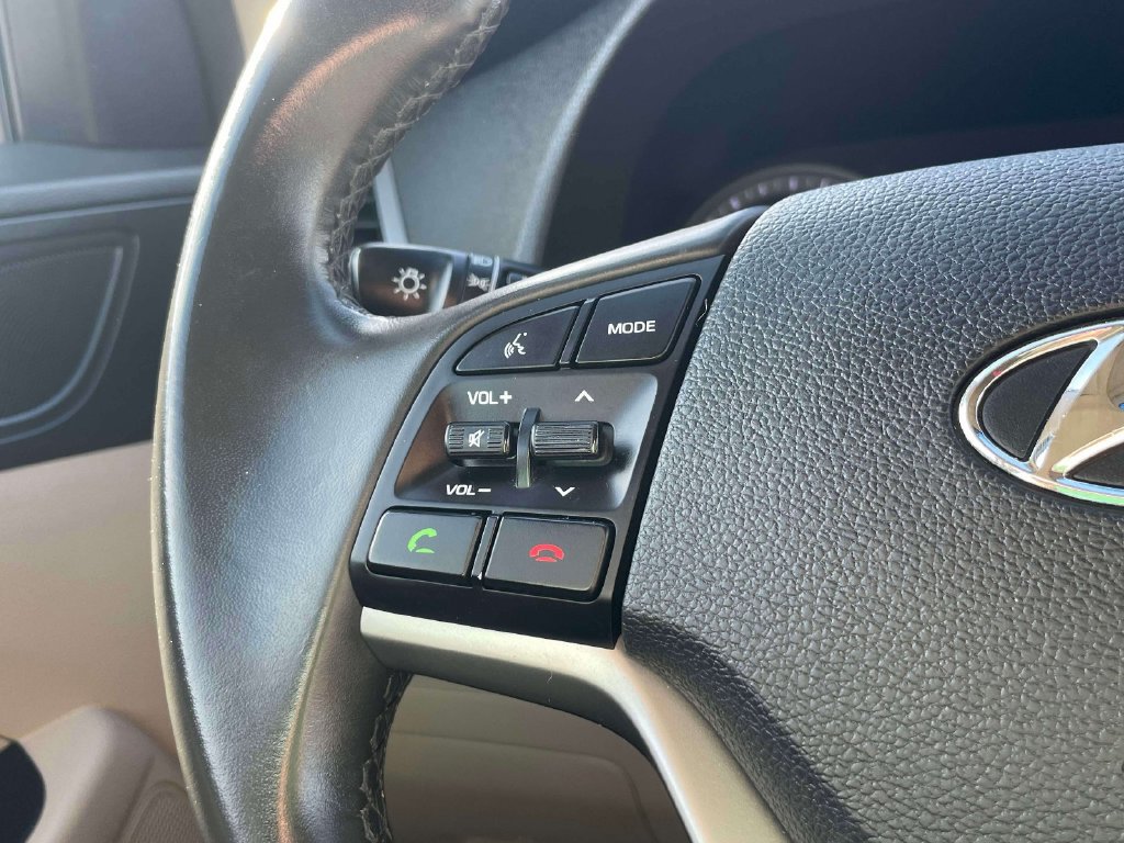 Used 2017 Hyundai Tucson SE Plus AWD/4WD image 21