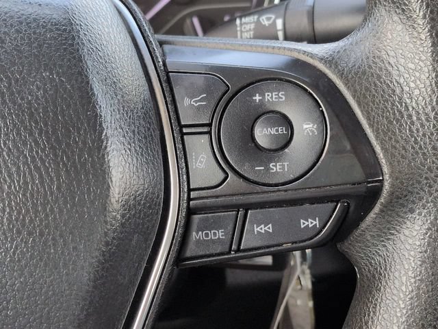 Used 2020 Toyota Camry LE FWD image 23