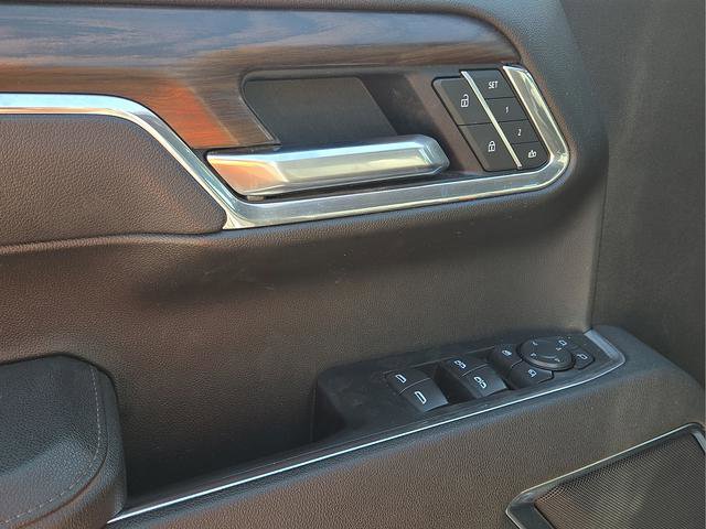 Used 2025 GMC Sierra 1500 SLT AWD/4WD image 22