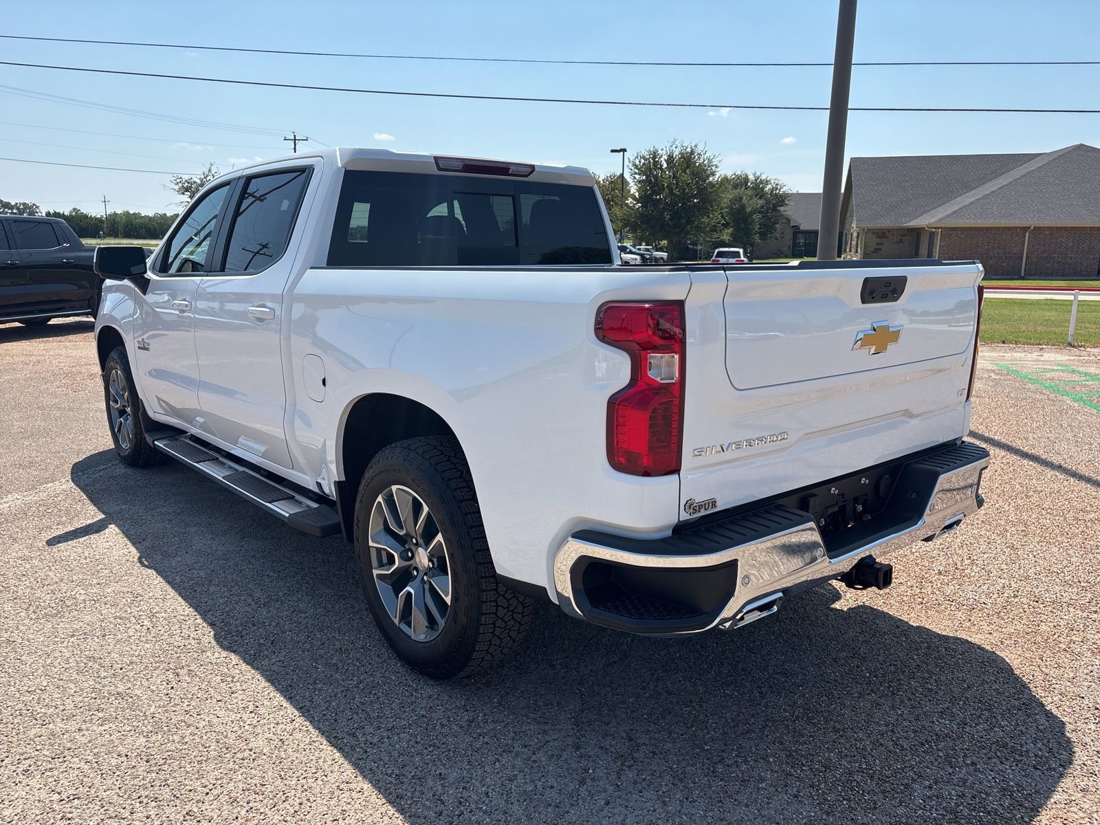 New 2026 Chevrolet Silverado 1500 LT w/ Z71 Off-Road Package image 3