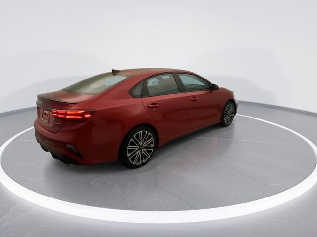 Used 2022 Kia Forte GT image 4