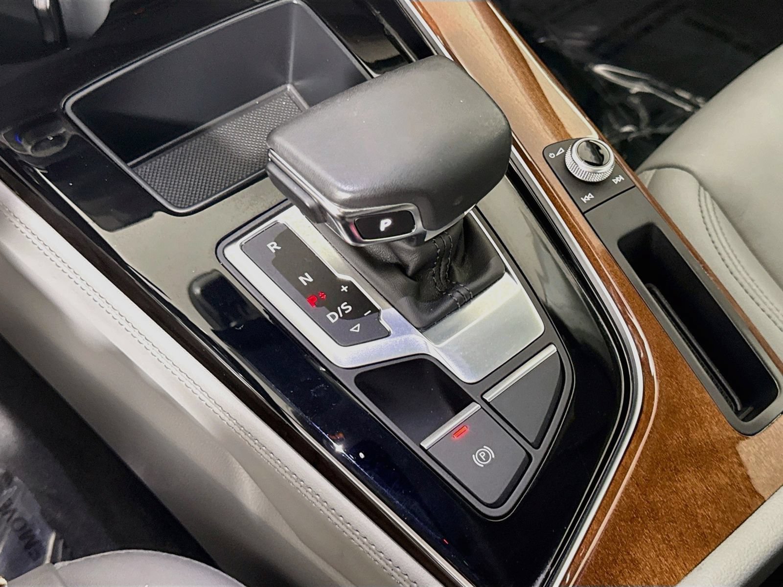 Certified 2023 Audi A4 2.0T Premium Plus w/ Premium Plus Package AWD/4WD image 18