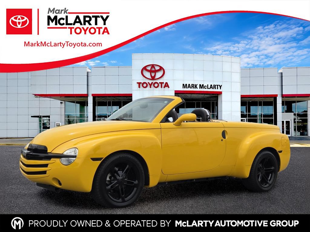 Used 2003 Chevrolet SSR w/ Preferred Equipment Group