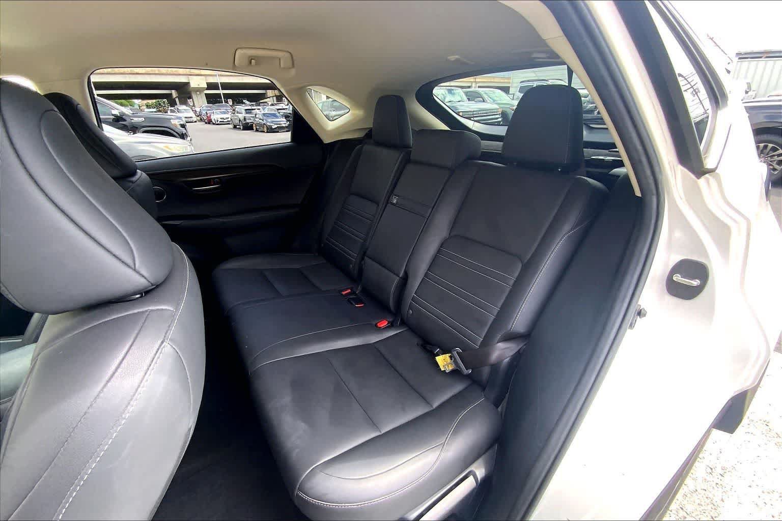 Used 2016 Lexus NX 200t FWD image 28