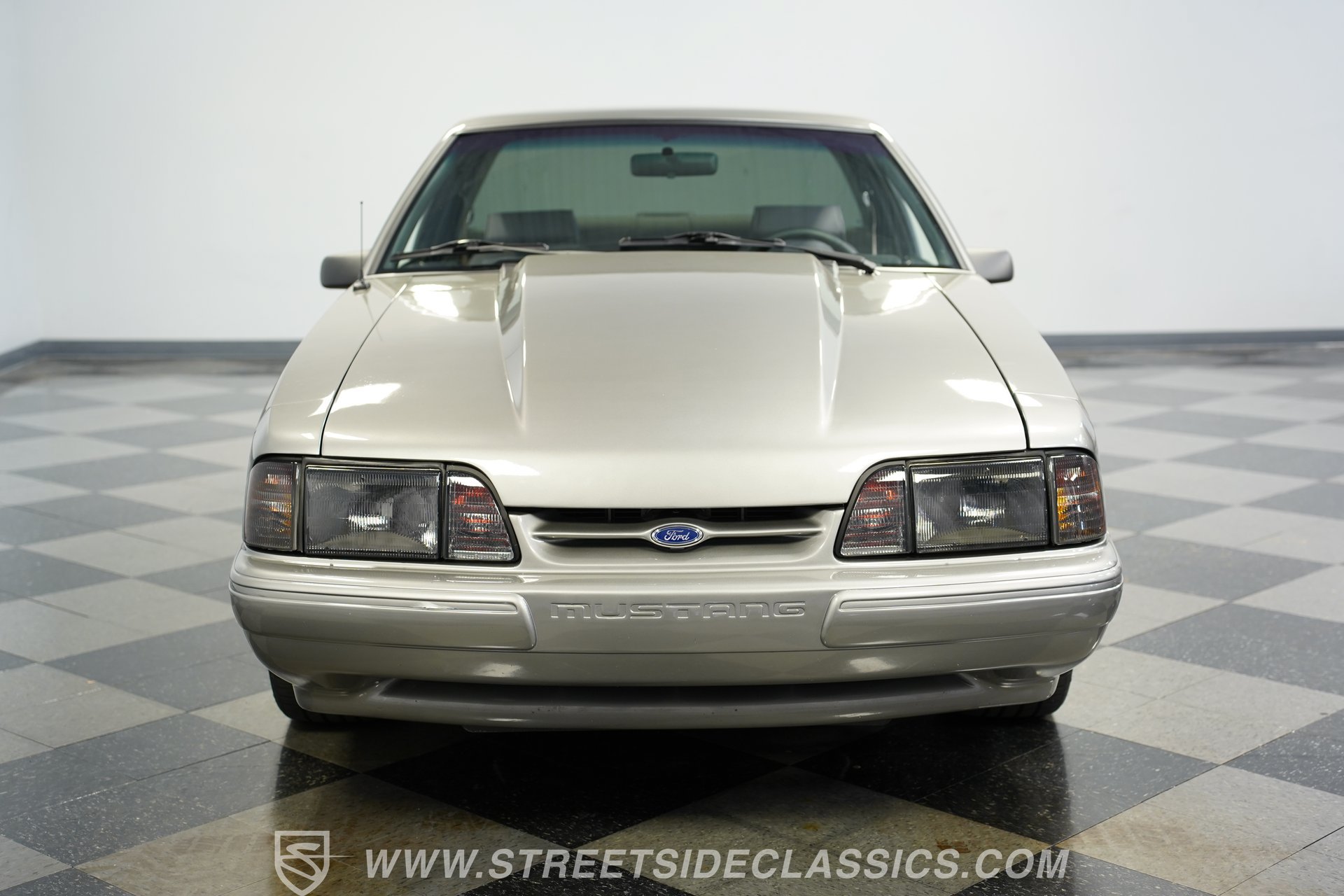 Used 1987 Ford Mustang LX RWD image 19