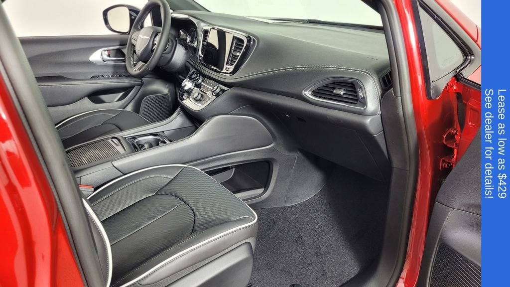 New 2026 Chrysler Pacifica Limited w/ S Appearance Package image 38