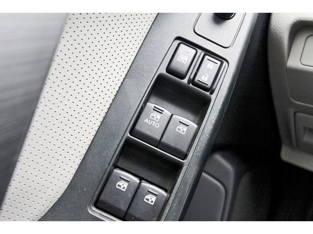 Used 2014 Subaru Forester 2.5i Limited w/ Popular Package #2 AWD/4WD image 20