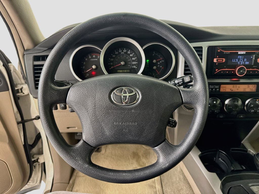 Used 2007 Toyota 4Runner SR5 AWD/4WD image 12