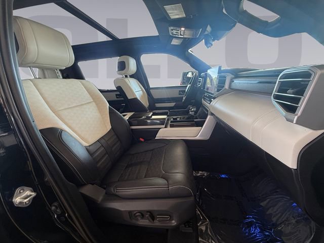 Used 2024 Toyota Tundra Capstone AWD/4WD image 17
