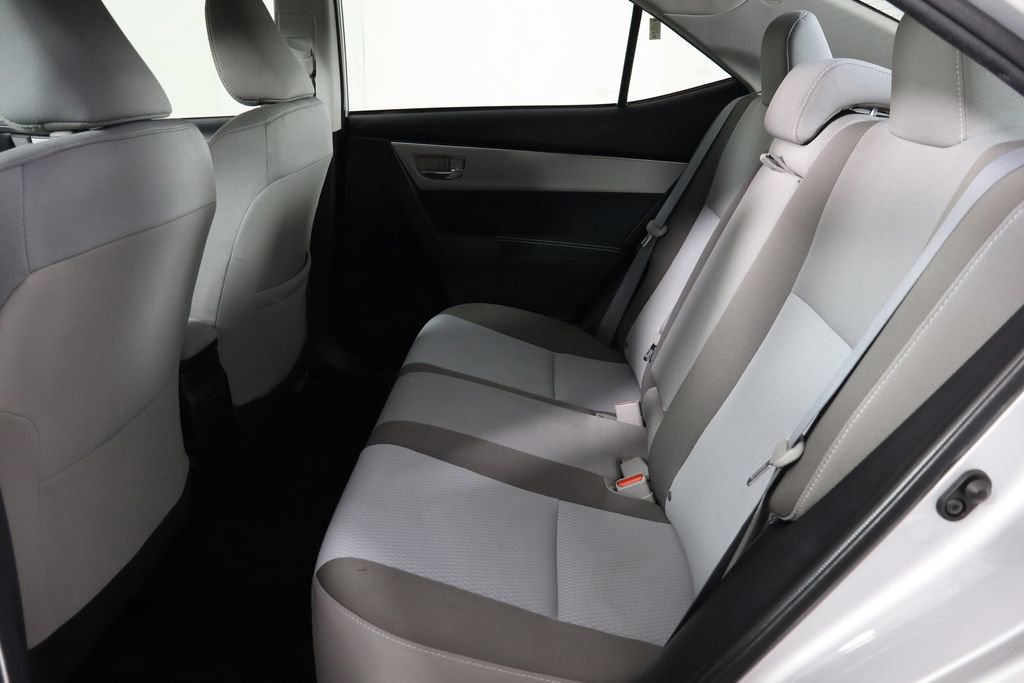 Used 2017 Toyota Corolla LE FWD image 15