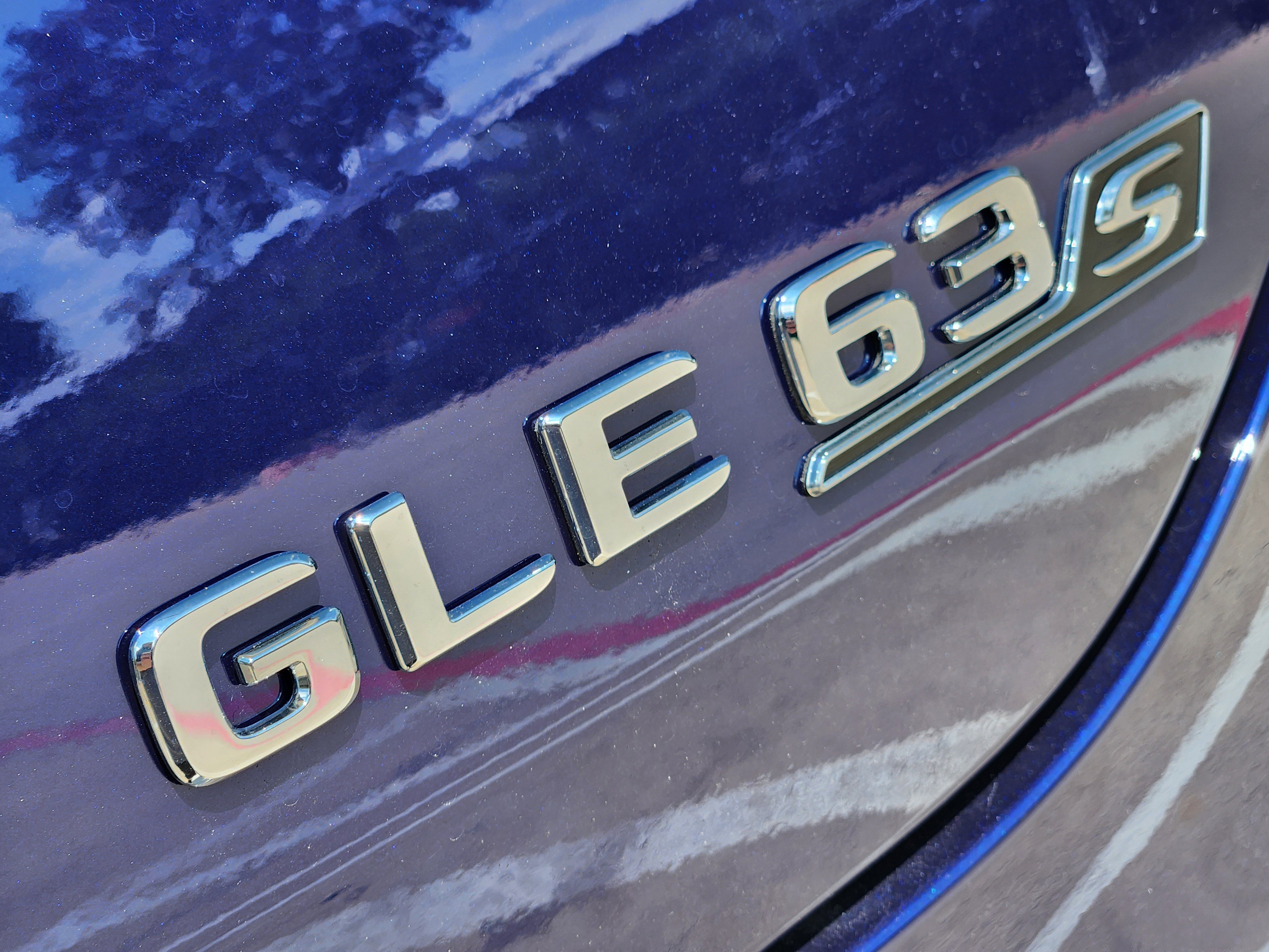 New 2026 Mercedes-Benz GLE 63 AMG S image 9