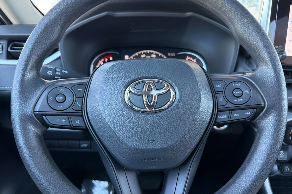 Used 2024 Toyota RAV4 XLE w/ Convenience Package image 22