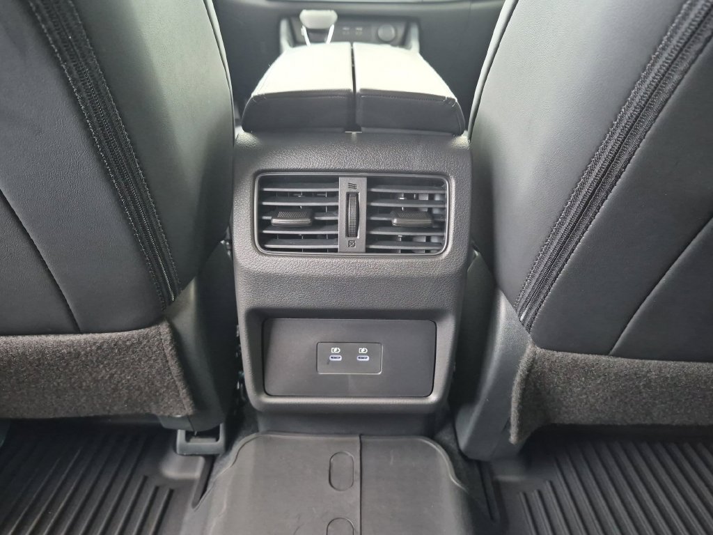 New 2026 Nissan Rogue Dark Armor AWD/4WD image 38
