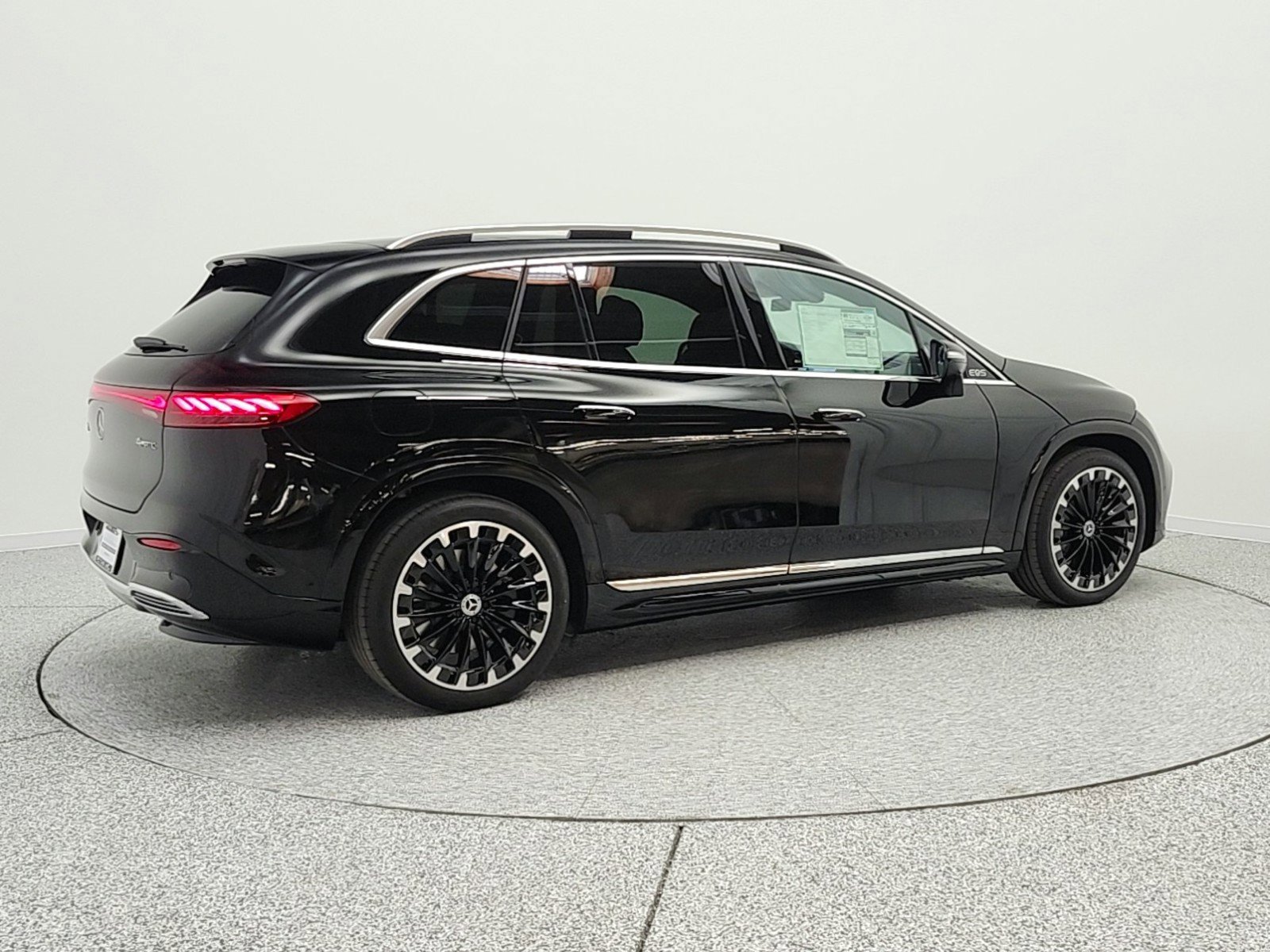 New 2026 Mercedes-Benz EQS 550 4MATIC SUV image 5