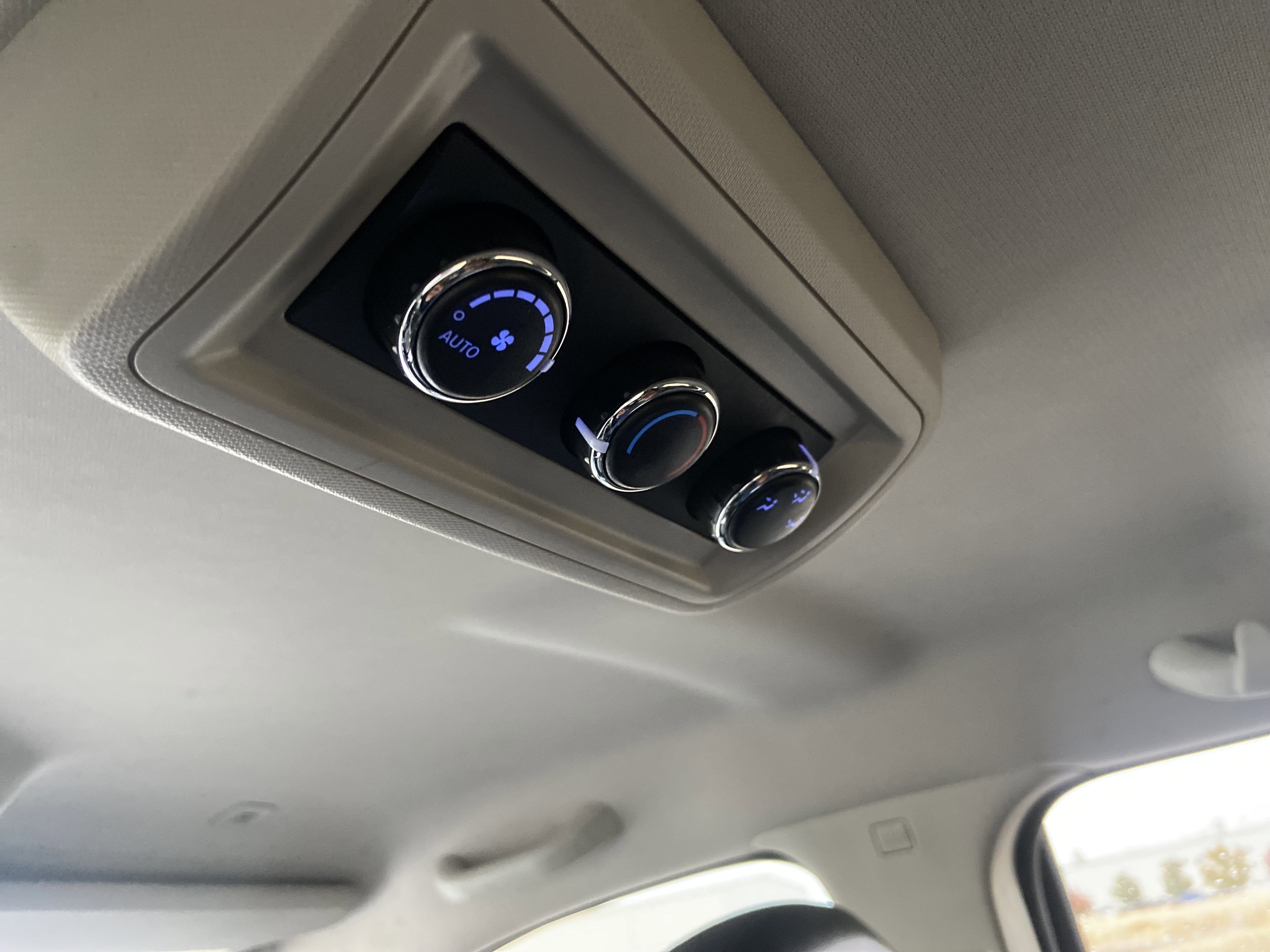 Used 2019 Dodge Journey Crossroad image 21