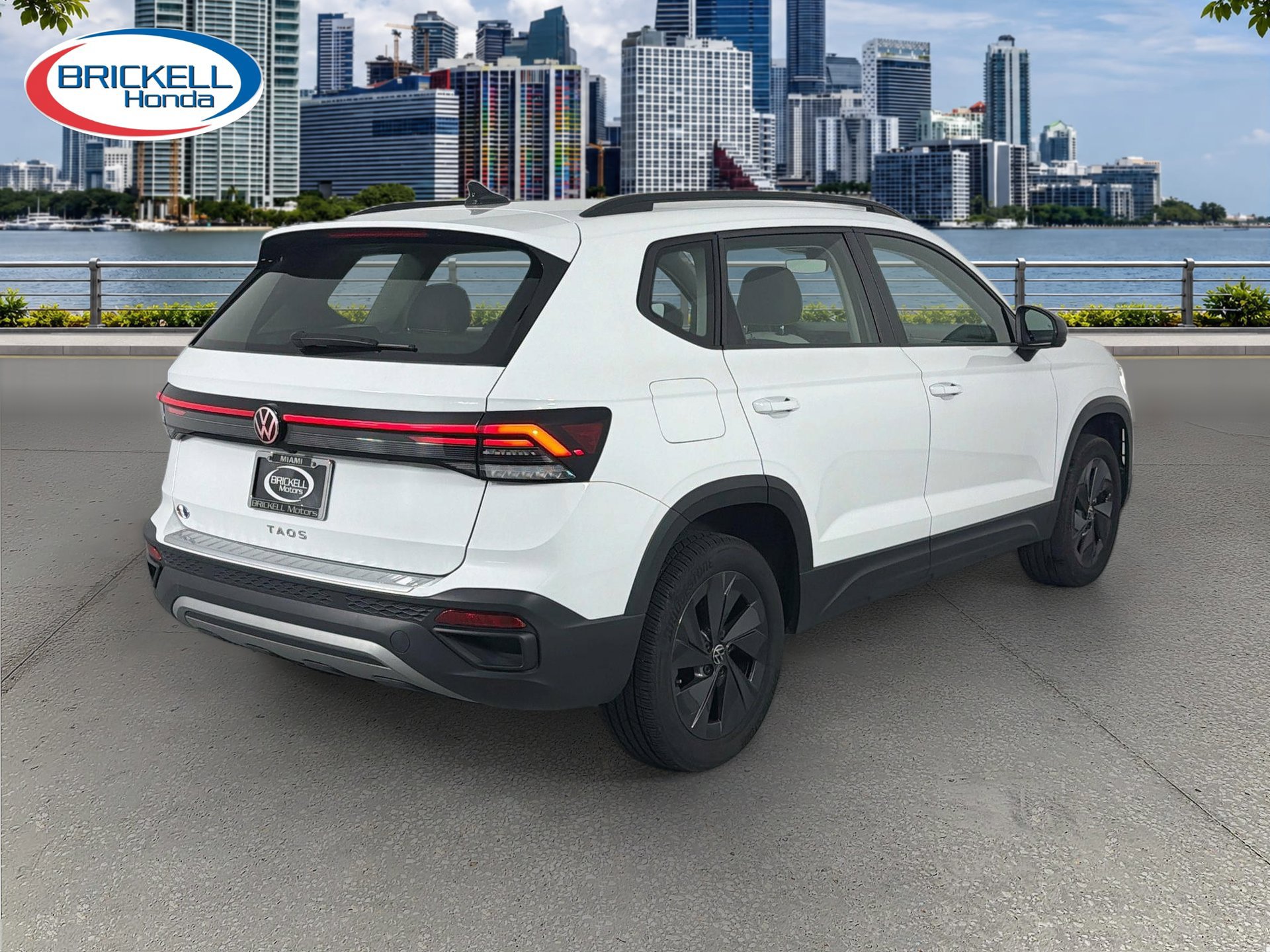 Used 2025 Volkswagen Taos S FWD image 4