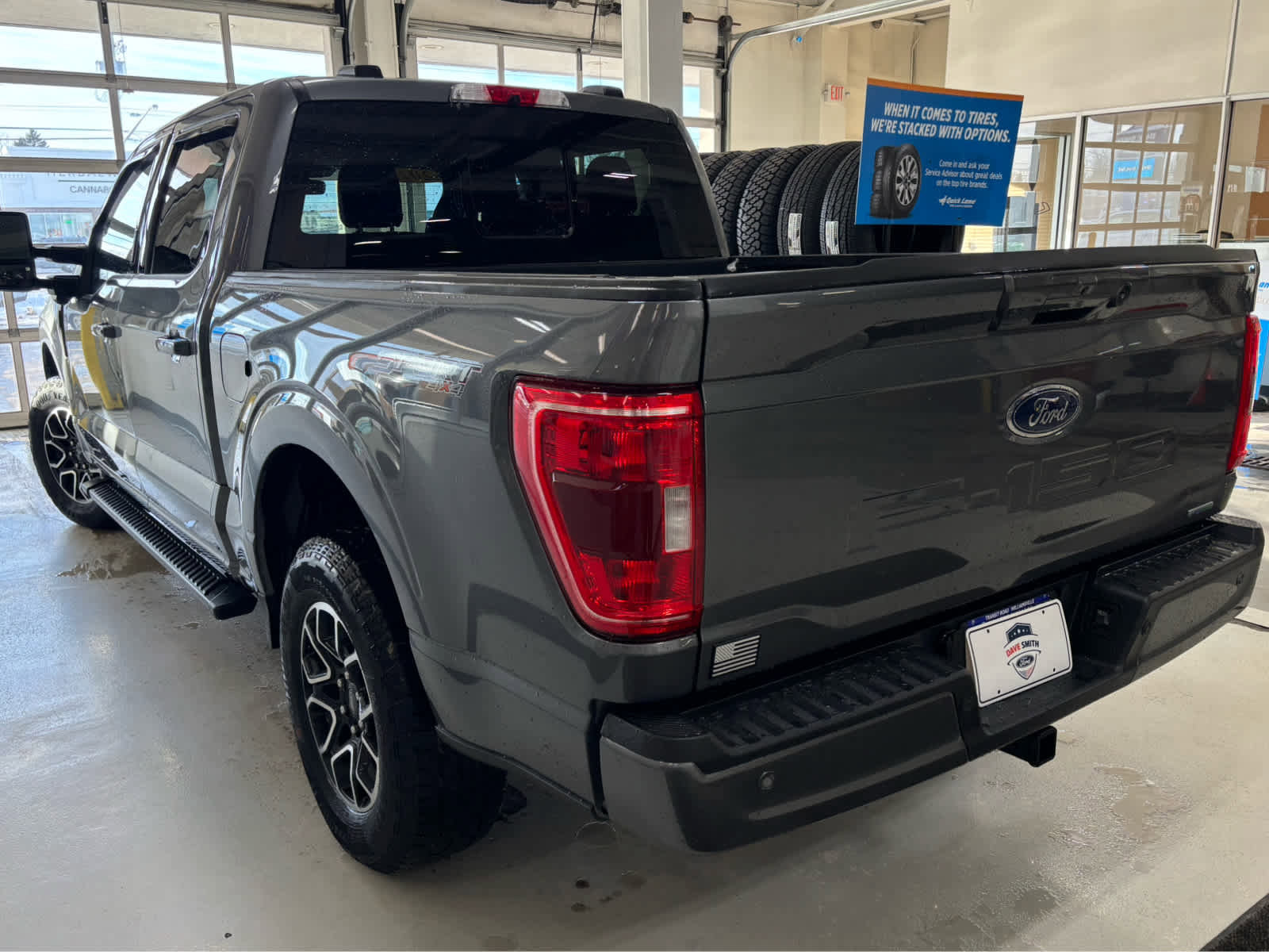 Used 2022 Ford F150 XLT w/ Equipment Group 302A High AWD/4WD image 3