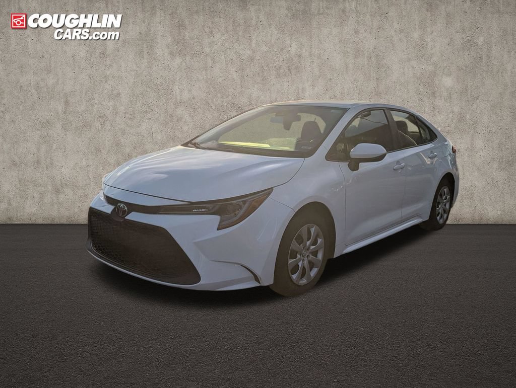 Used 2022 Toyota Corolla LE FWD image 3