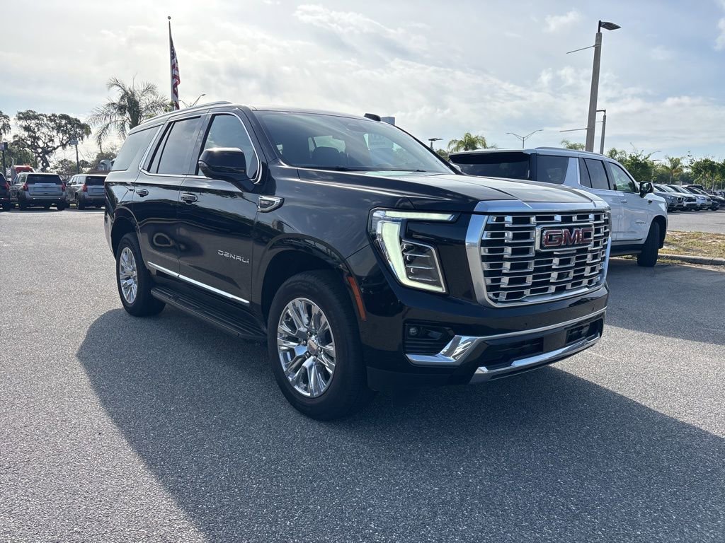 Used 2025 GMC Yukon Denali RWD image 7
