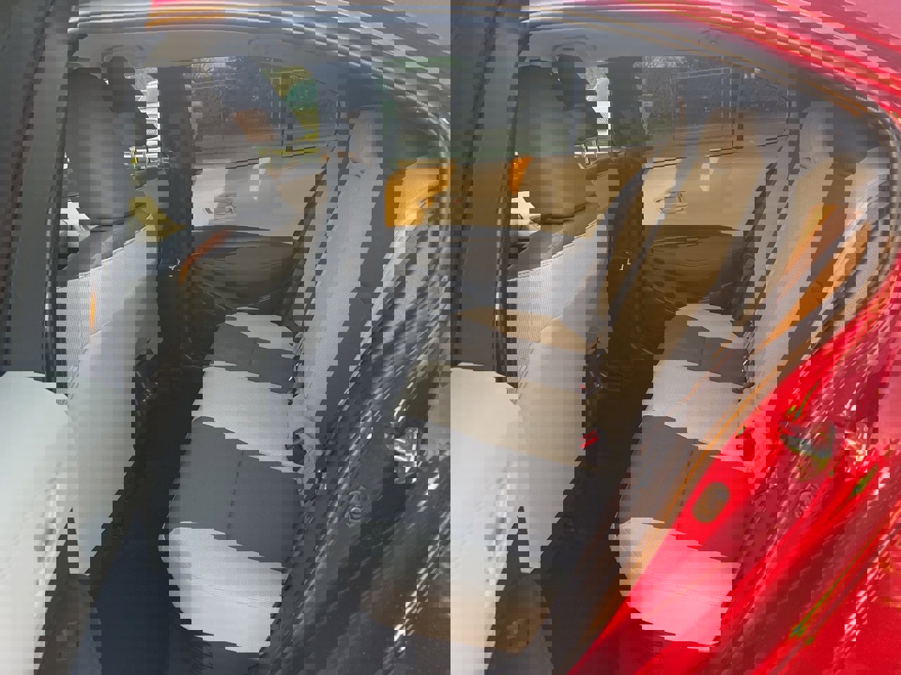 Used 2025 Toyota Corolla LE image 12