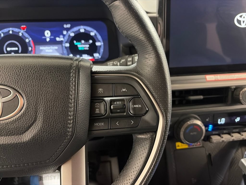 Used 2025 Toyota 4Runner TRD Off-Road Premium w/ Tow Technology Package AWD/4WD image 25