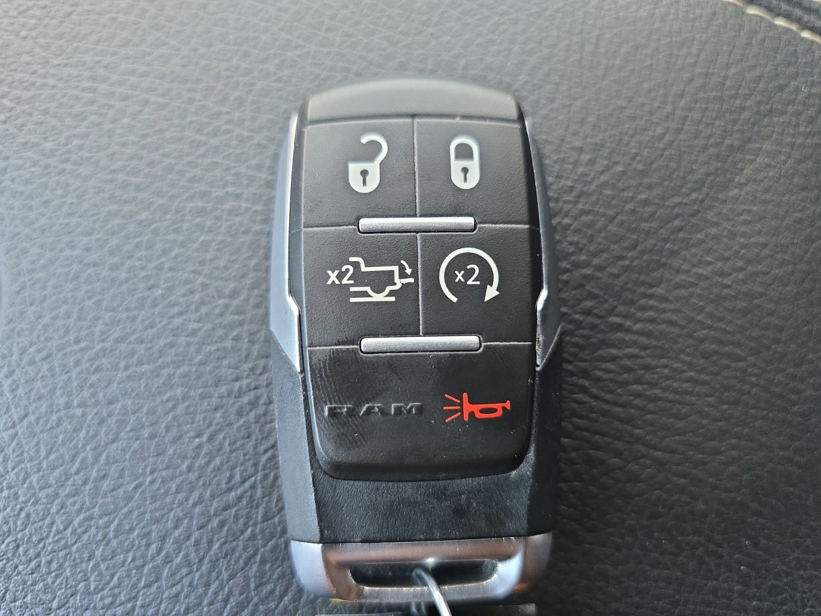 Used 2024 RAM 3500 Laramie w/ Towing Technology Group image 30