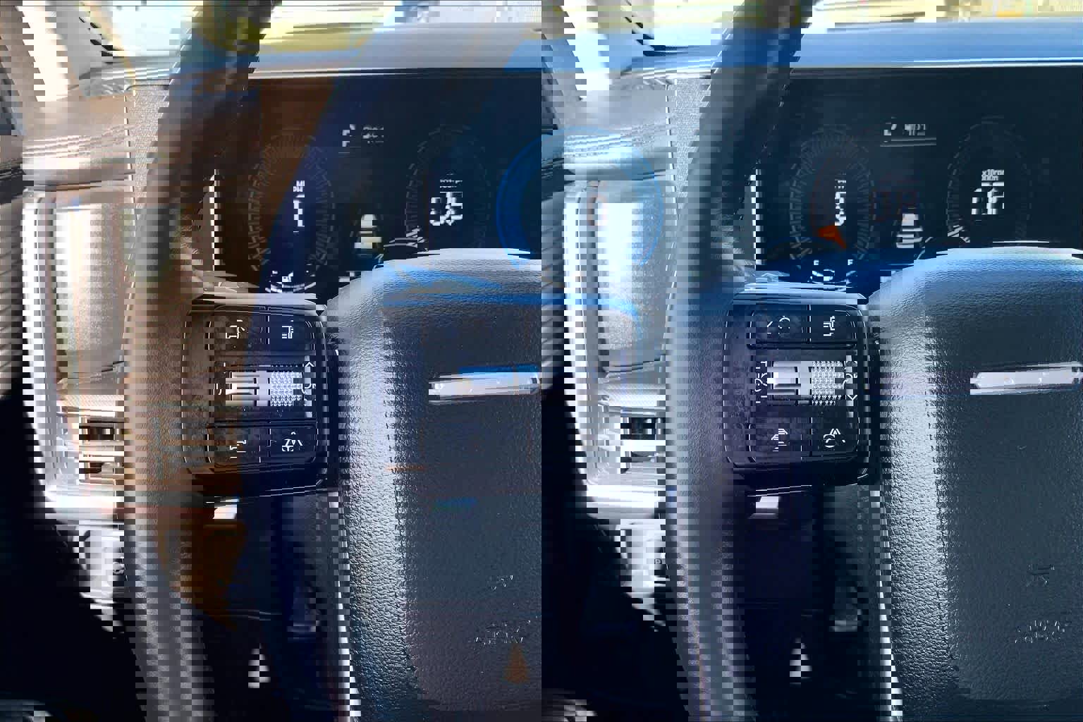 Used 2024 Hyundai Santa Fe SEL image 24